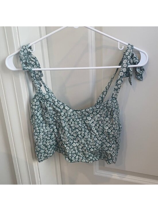 Tops - Crop Top